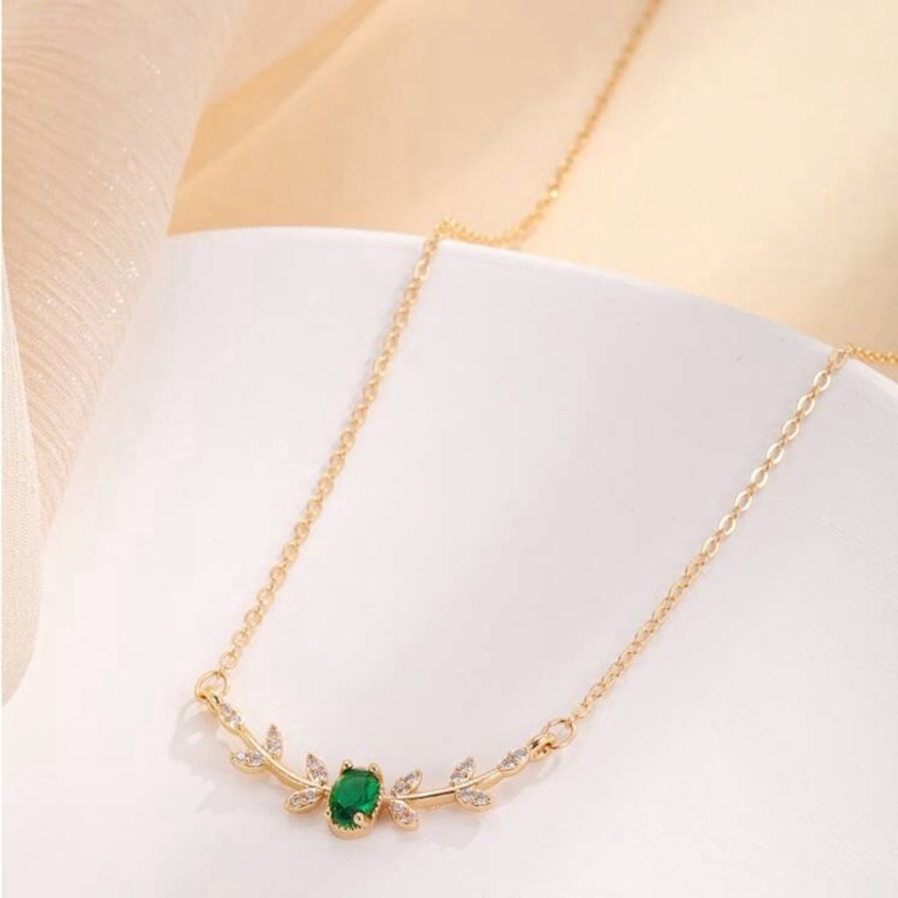 ⚠️Clearance Yellow Gold Cubic Zirconia Leaf Charm Necklace SS - Picture 3 of 4